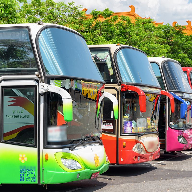 遊覽車．工程貨車．聯結車．堆高機